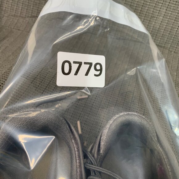 New Balance Womens Size 9.5 Gray FuelCore Running Shoes Lace Up Low Top - Picture 8 of 8